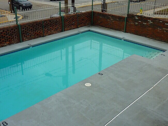 Foto del edificio - 510 14th St