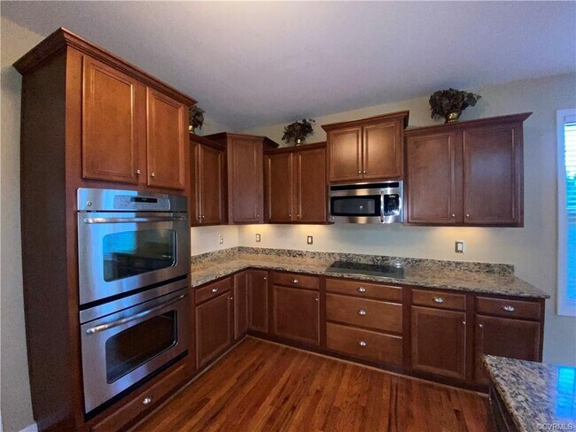 Foto del edificio - 1679 Centerville Parke Ln