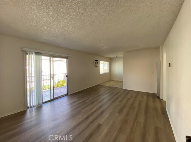 Foto del edificio - 600 N Nicholson Ave