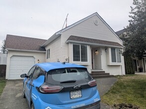 Building Photo - 5614 Kathleen Dr