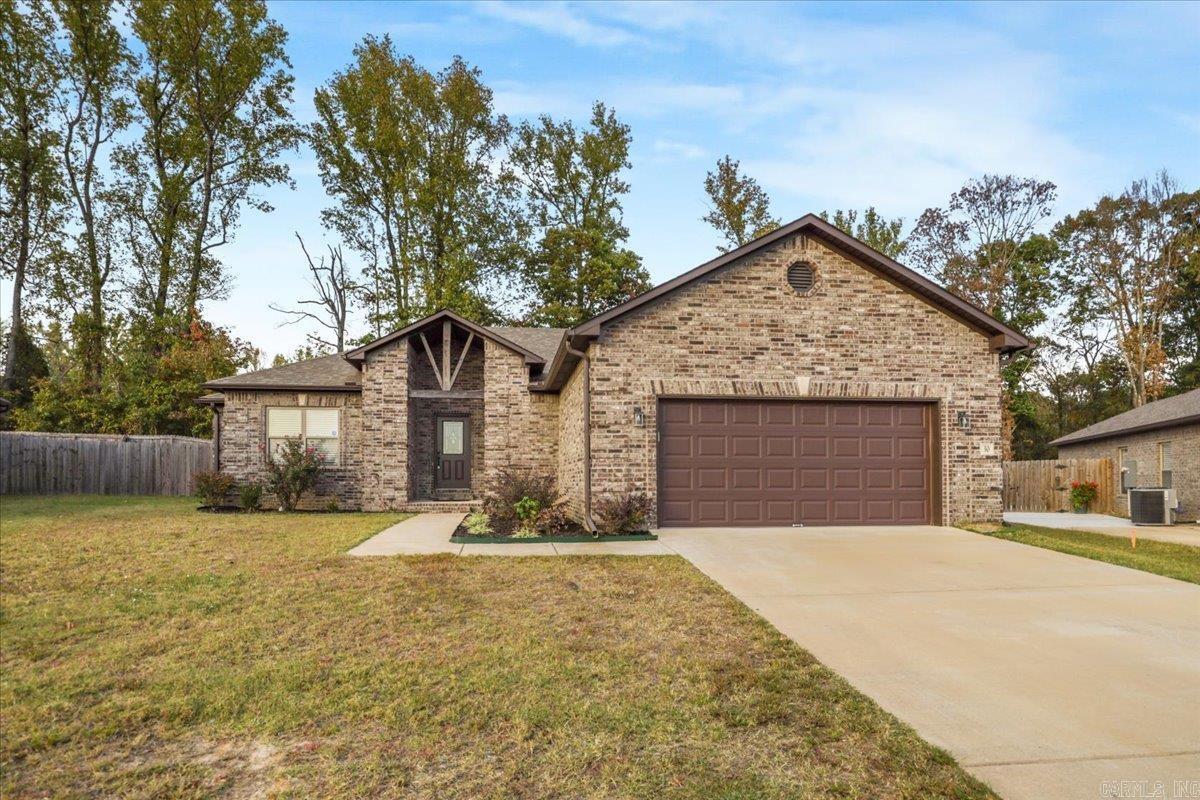 Foto principal - 30 Chesapeake Dr