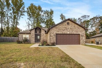 Building Photo - 30 Chesapeake Dr