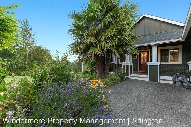 Building Photo - 3 br, 2 bath House - 6230 92nd Avenue NE