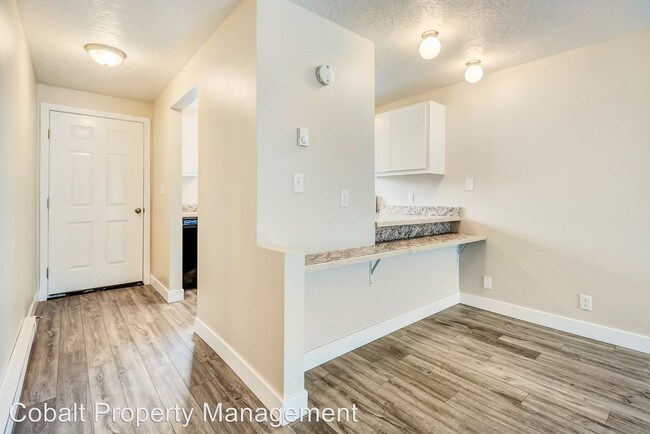 Foto del edificio - 525 NW 9th St