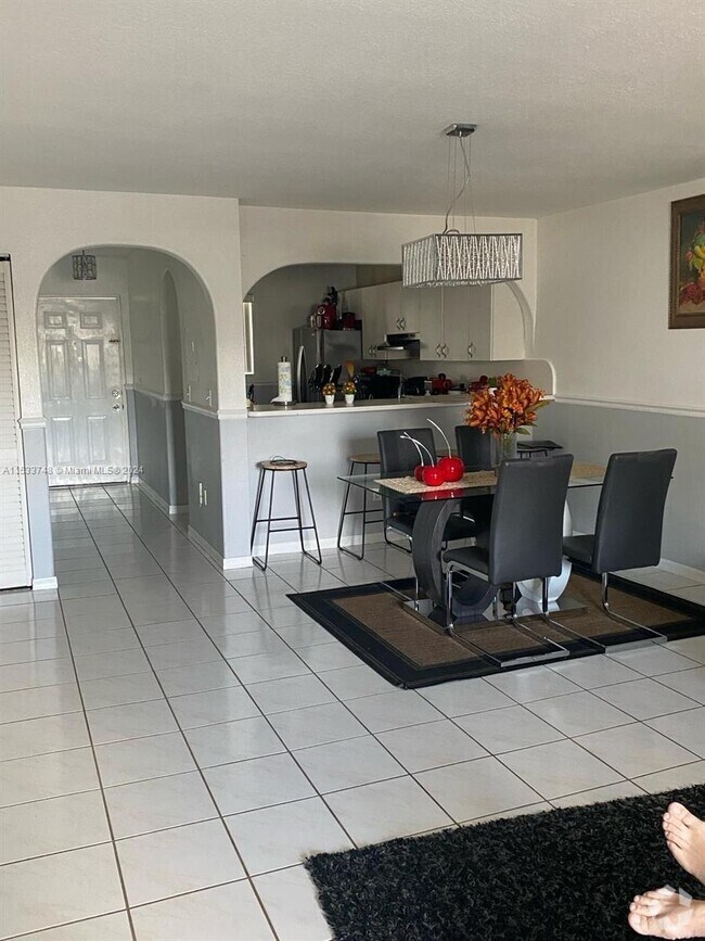 Apartments near Pembroke Centre in Pembroke Pines, FL Page 11