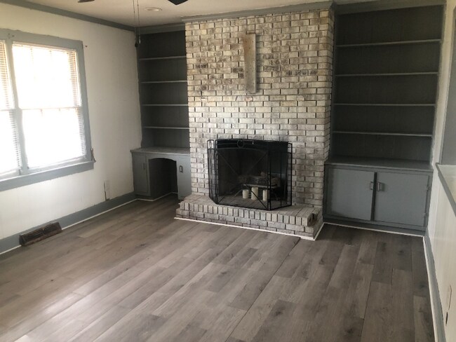 Foto del edificio - 7613 Hwy 58