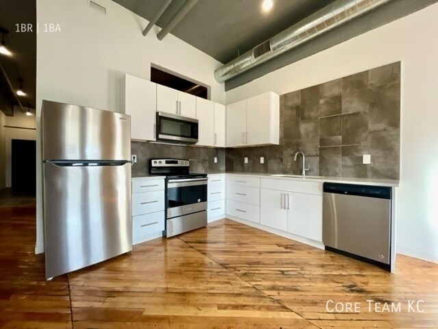 Foto del edificio - 1180 E 30th St