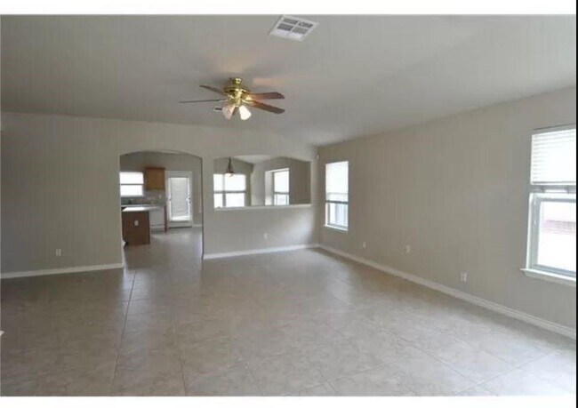 Foto del edificio - 17114 Zola Ln