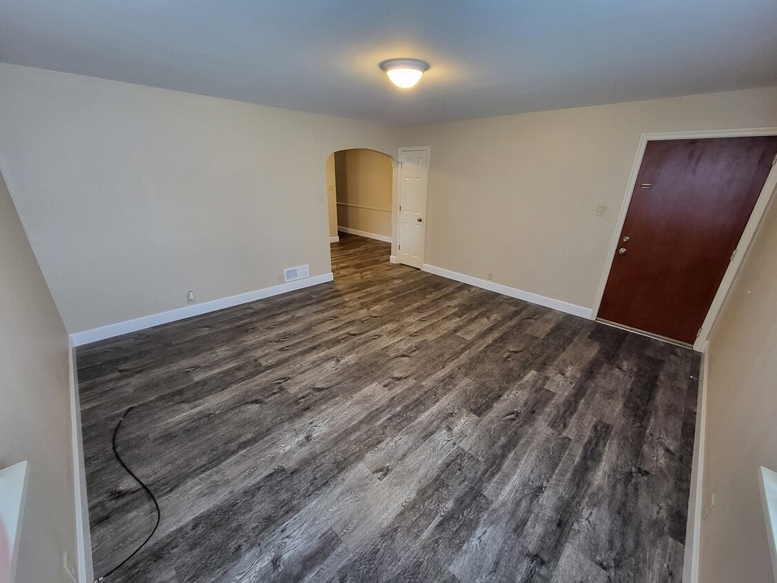 363 Hockersville Rd Unit First Floor, Hershey, PA 17033 Apartments in