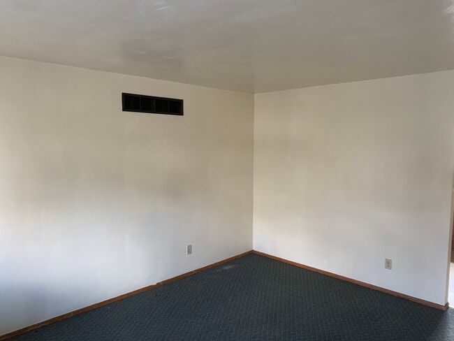 Building Photo - 155 Morningside Ct
