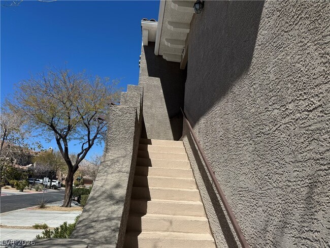 Foto del edificio - 840 Canterra St