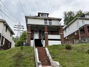 Building Photo - 2807 Homehurst Ave