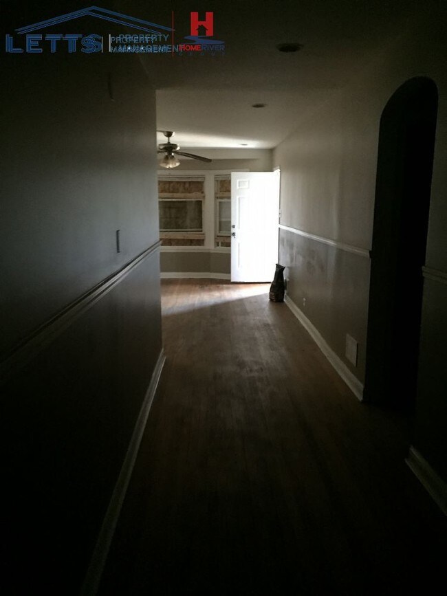 Foto del edificio - 7653 S Dobson Ave