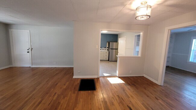 Foto del edificio - 237 Senisa Dr