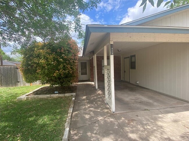 Foto del edificio - 12800 Old San Antonio Rd