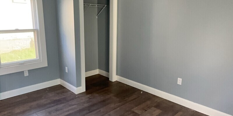 Primary Photo - 1289 1/2 Walnut