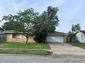 Building Photo - 6813 Southhaven Dr