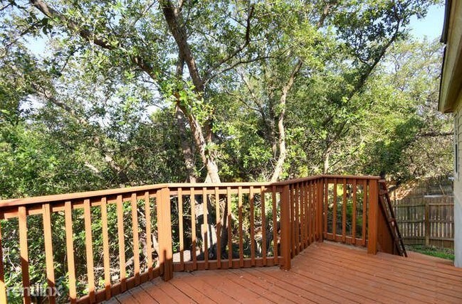 Building Photo - 7950 Mainland Woods