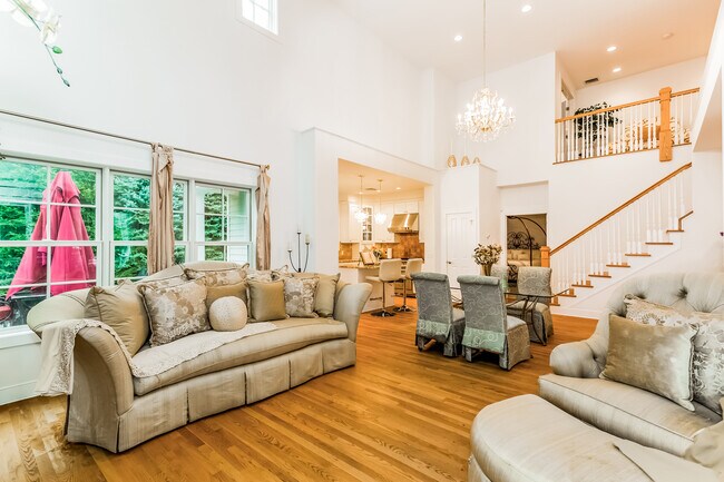 Foto del edificio - 77 Havemeyer Ln