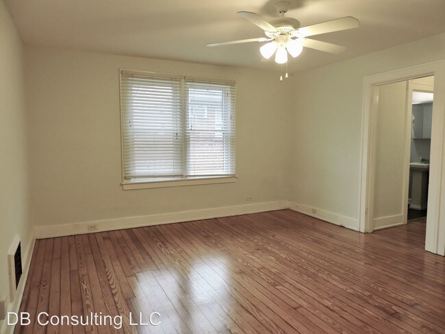 Foto del edificio - 438 Stanley Ave