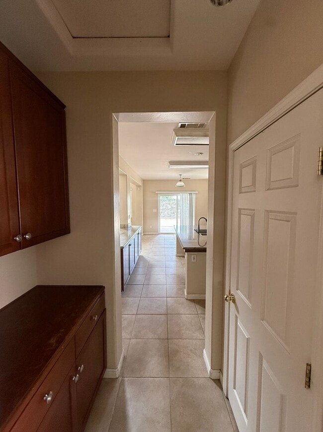Building Photo - 11425 Mondego Dr