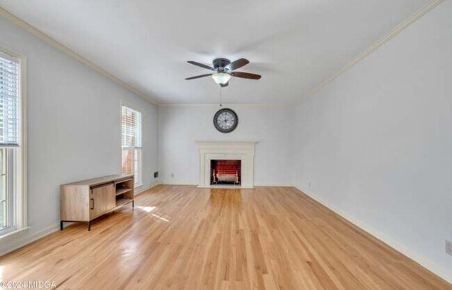 Foto del edificio - 780 Captain Kell Dr