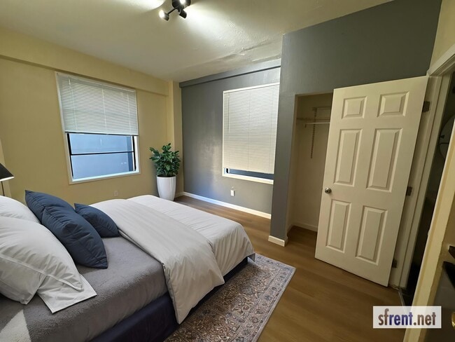 Foto del edificio - Claridge Apartments