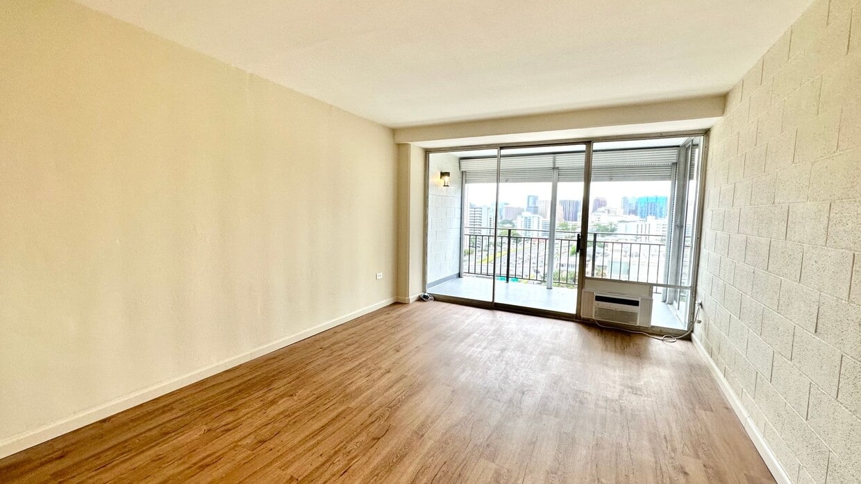 SPACIOUS 1 BED/1 BATH/1 PARKING w/ LANAI - AVAILABLE NOW in TOWN HOUSE - Conveniently Located! - SPACIOUS 1 BED/1 BATH/1 PARKING w/ LANAI - AVAILABLE NOW in TOWN HOUSE - Conveniently Located!