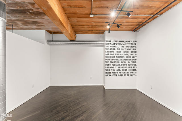 Foto del edificio - 530 S Hewitt St