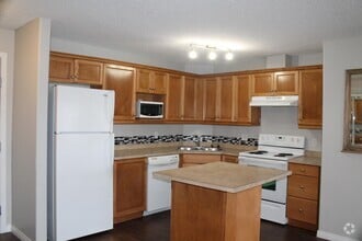 Building Photo - 9357 Simpson Dr NW