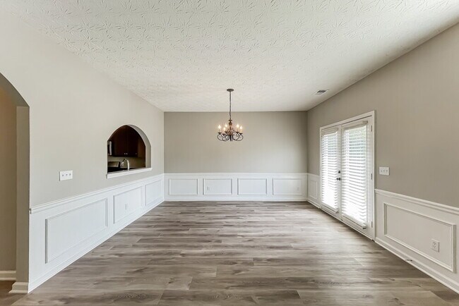 Foto del edificio - 7087 Littlebrook Way
