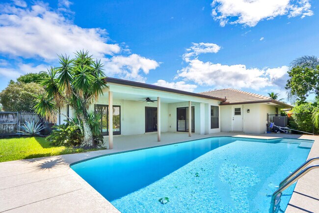 Foto del edificio - 85 Hickory Hill Rd
