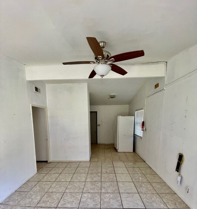 Foto del edificio - Cute Home and Move-in Ready