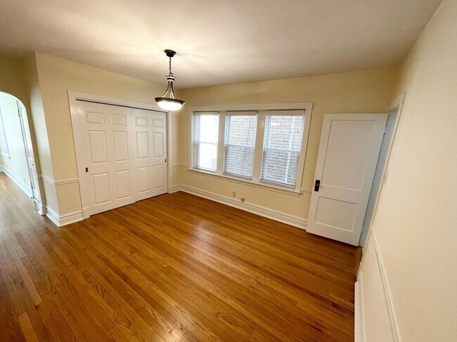 Foto del edificio - 3749 N Spaulding Ave