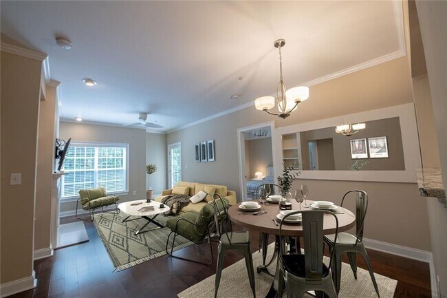 Foto del edificio - 3275 Lenox Rd NE