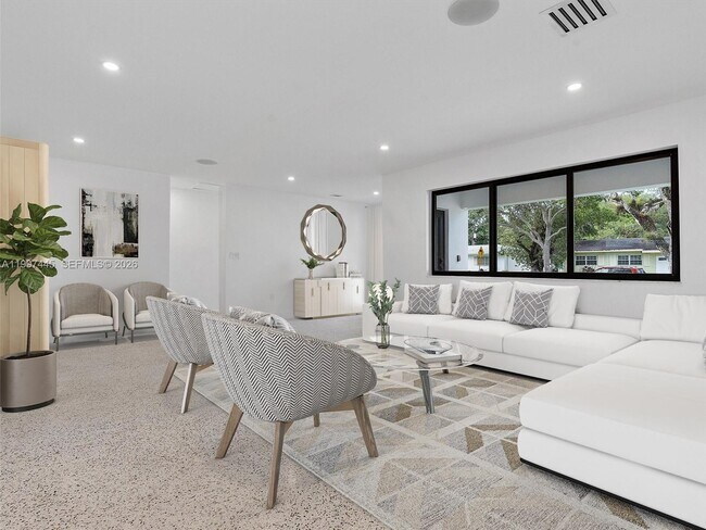 Foto del edificio - 1751 NE 138th St