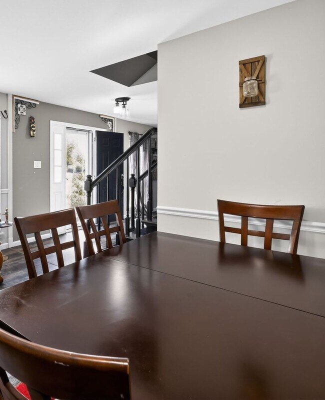 Foto del edificio - 223 Cherry Hills Meadows Dr