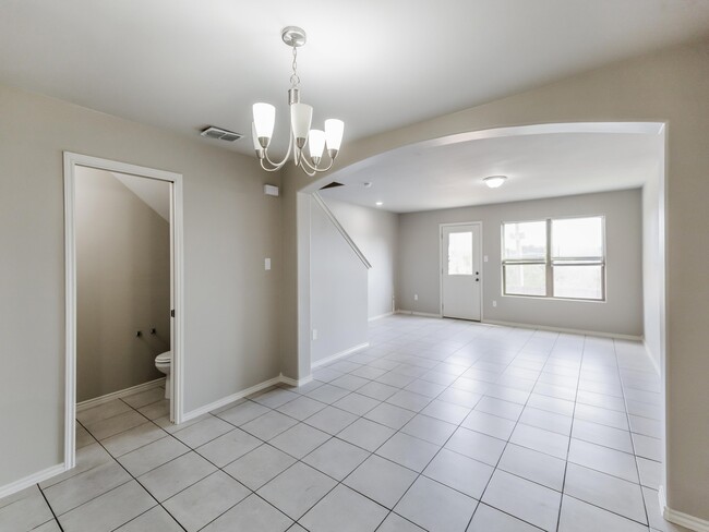 Foto del edificio - 5507 Montevista Dr