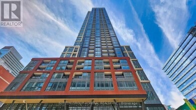 Building Photo - 108 Peter St