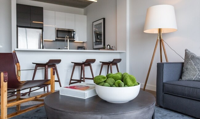 Building Photo - 3900 N Broadway St