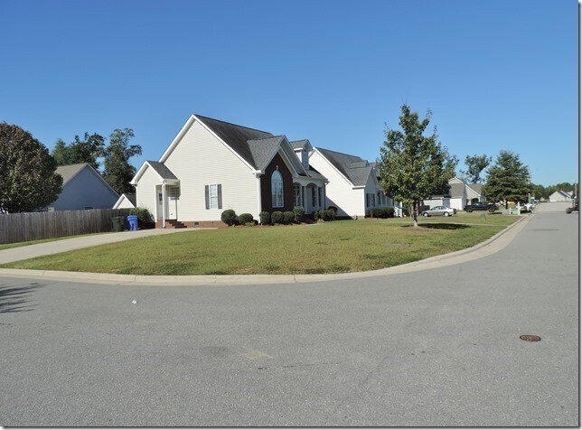 Foto del edificio - 2409 Chelsea Dr NW