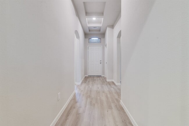 Building Photo - 27079 Badger Way