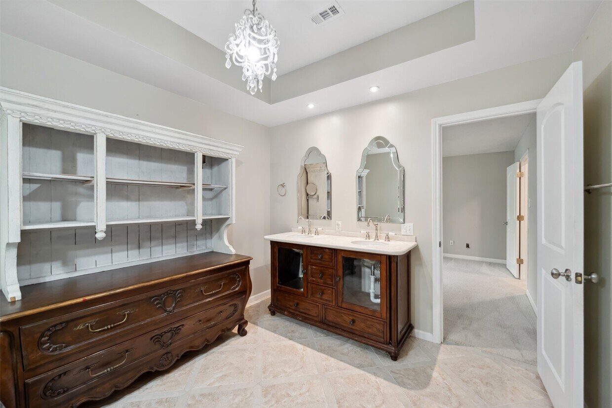 Foto principal - 13373 Southshore Dr