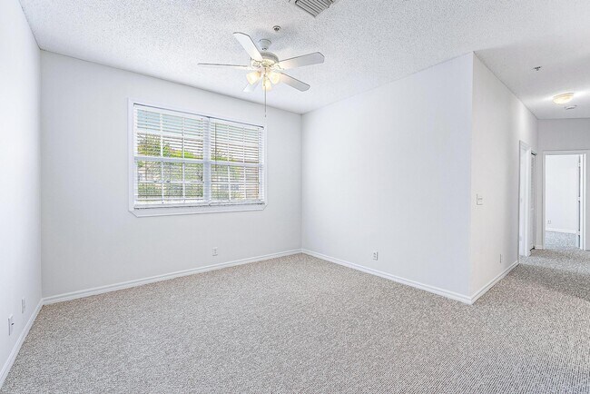 Building Photo - 113 Lighthouse Cir