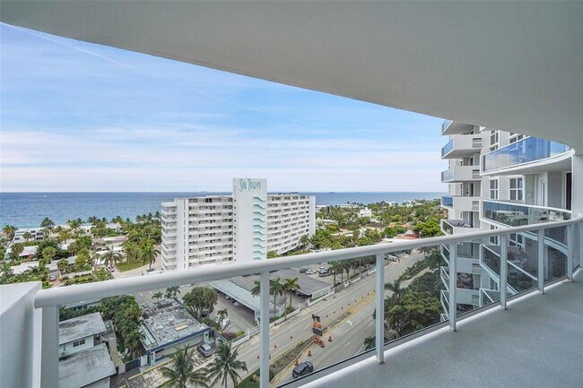 Building Photo - 2841 N Ocean Blvd