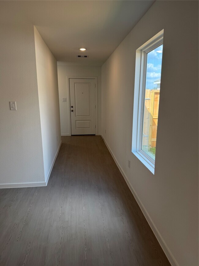 Foto del edificio - 486 Southern Magnolia Wy