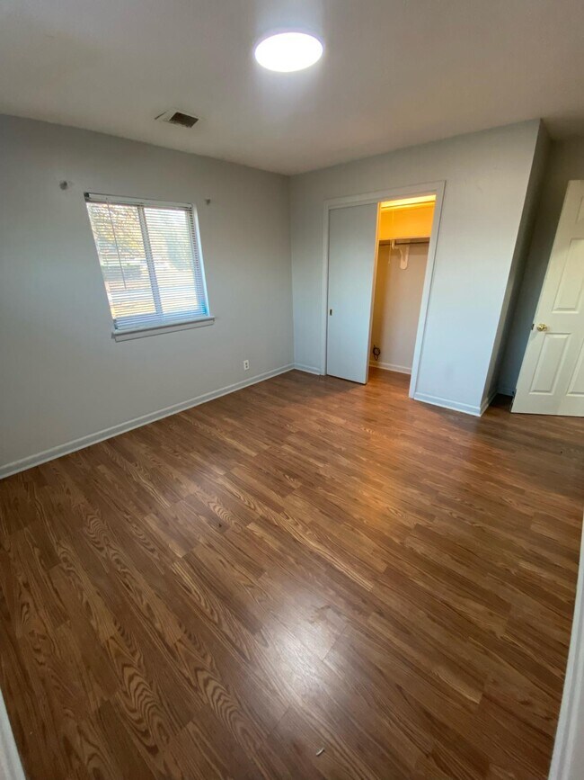 Building Photo - 19 Althea Cir