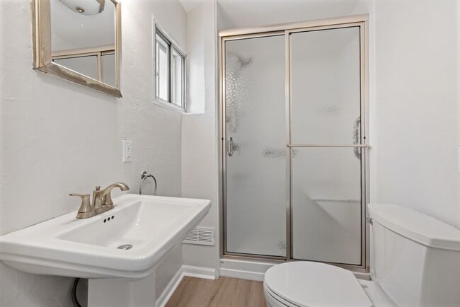 Photo - Stunning 3 bedroom home in McKees Rocks available now!