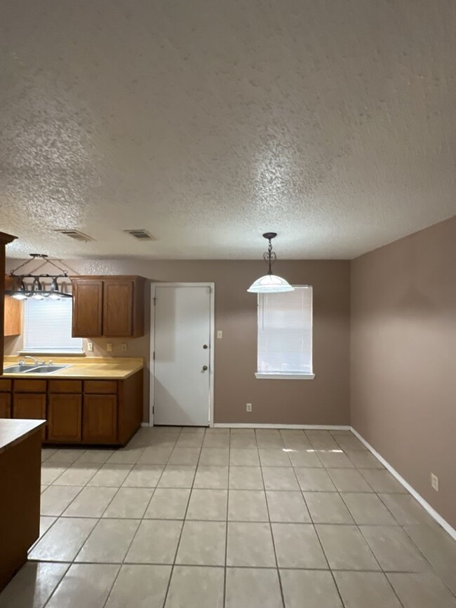 Foto del edificio - 4Bd/1.5Ba in Killeen, TX!