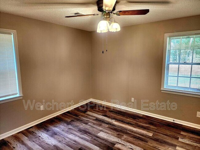 Foto del edificio - 9540 Stuart St